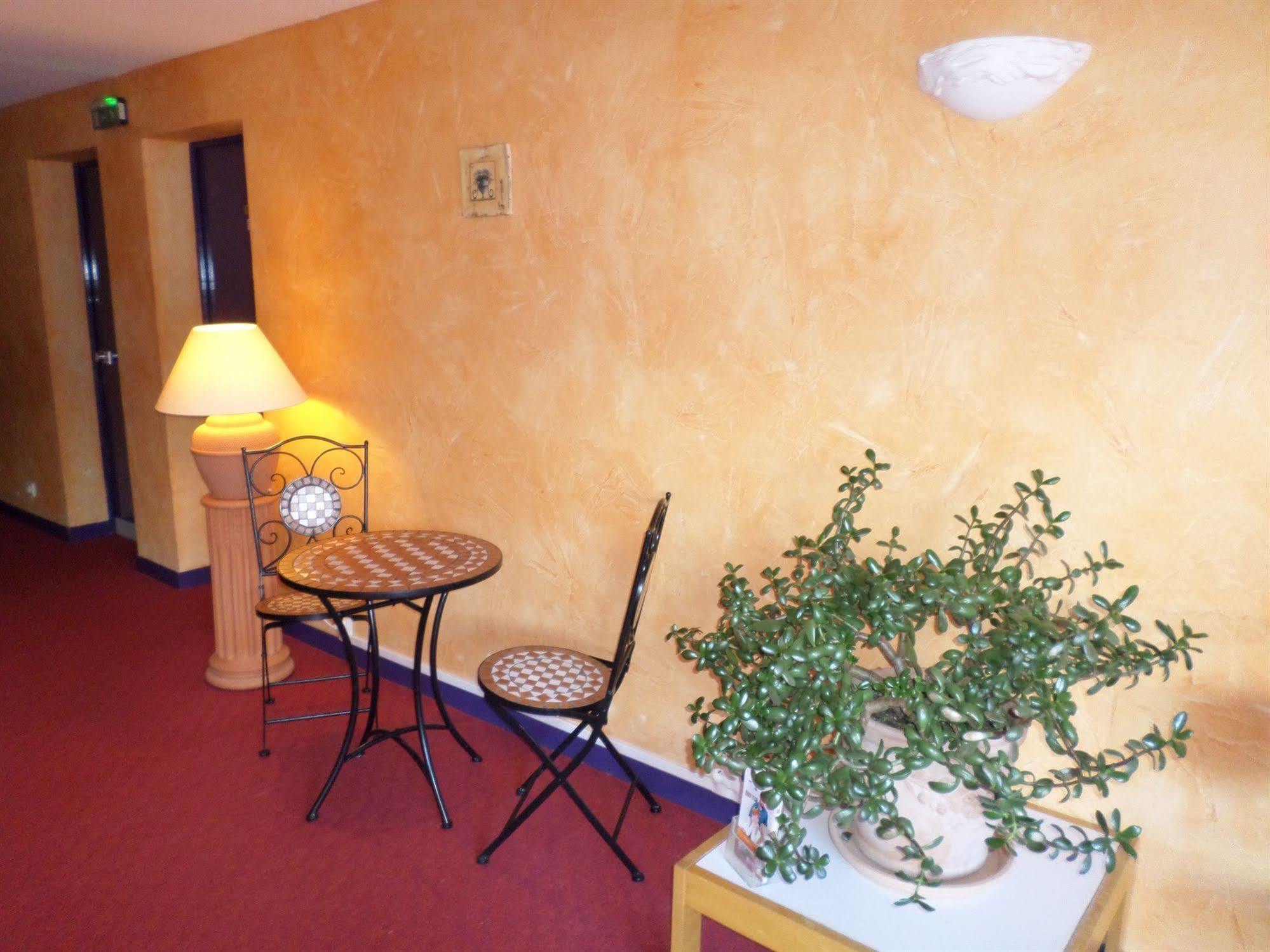 Logis Hotel Atrium Epinal Golbey Chavelot Exterior foto